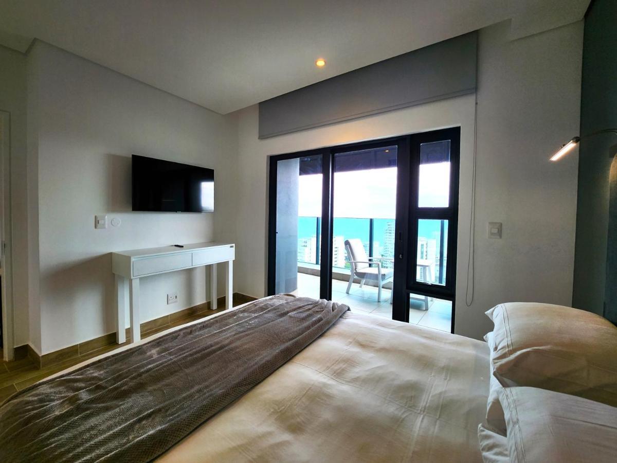 1908 Oceans - By In Umhlanga Apartment *