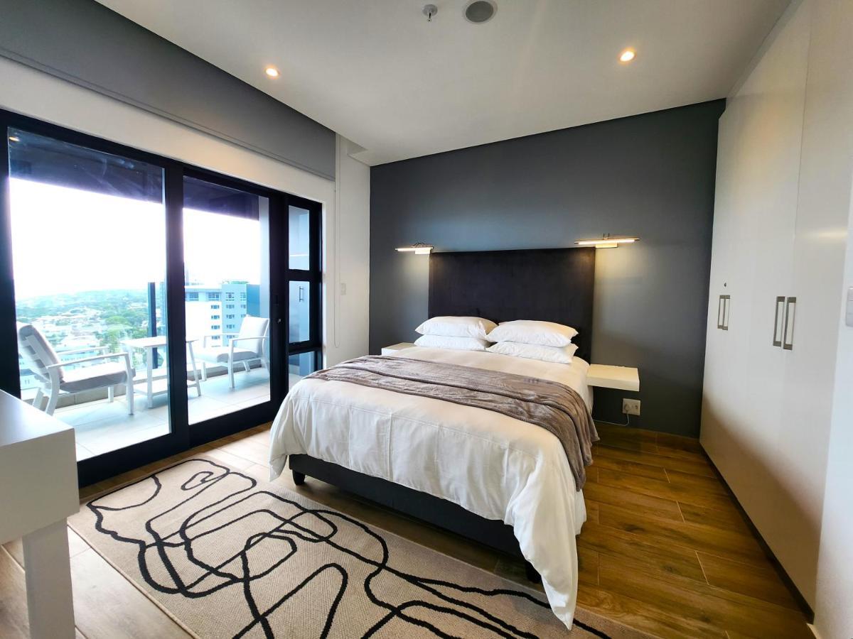 1908 Oceans - By In Umhlanga